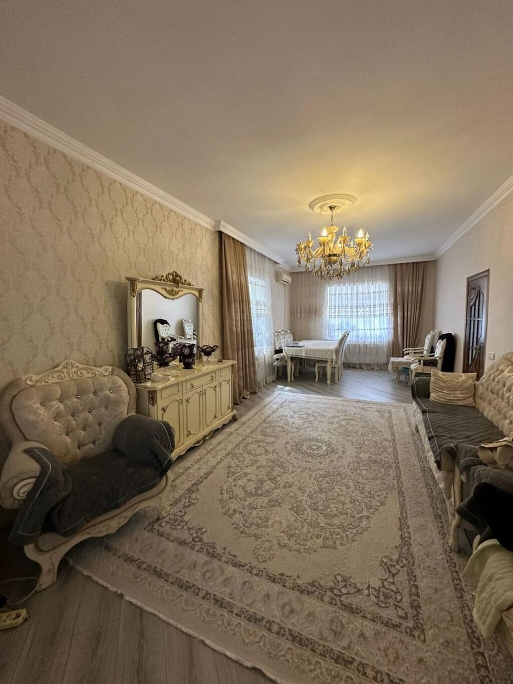 Suraxanı 5 otaqlı, 201 kv. m, Yeni təmirli