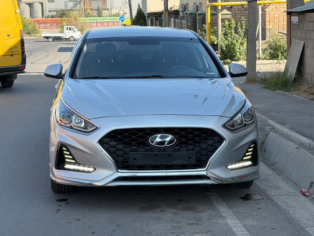 Hyundai Sonata: 2019 г., 2 л, Автомат, Газ, Седан: фото 1