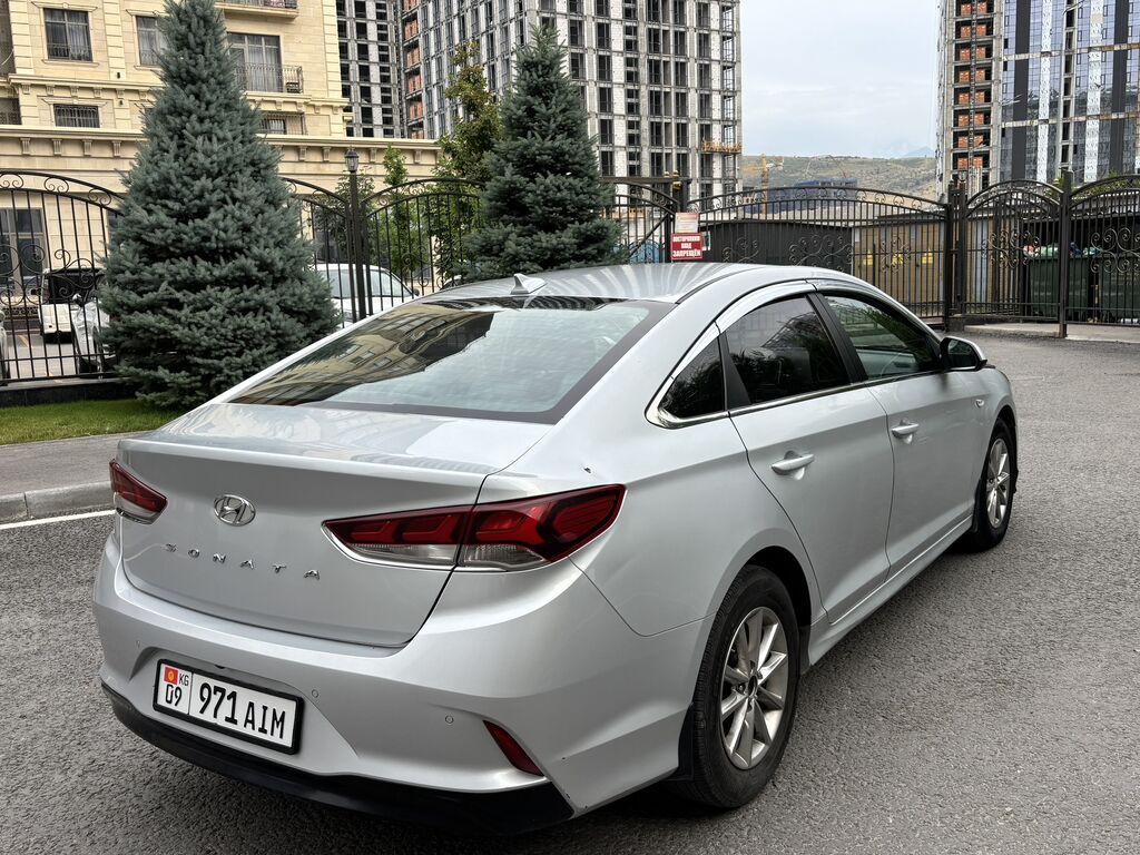 Hyundai Sonata: 2018 г., 2 л, Автомат, Газ, Седан — фото 5