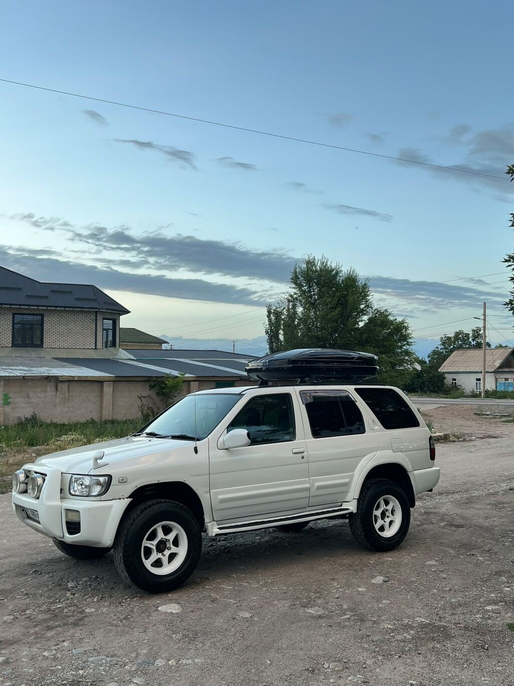 Infiniti QX4: 2002 г., 3.3 л, Автомат, Бензин, Внедорожник: фото 5