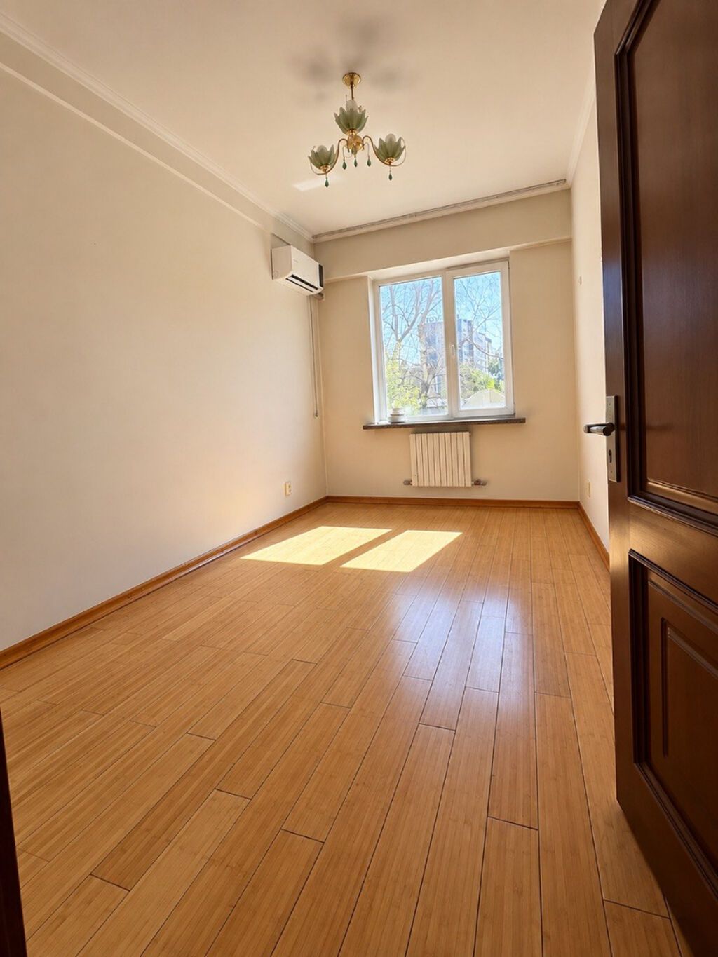 4 комнаты, 135 м², Элитка, 2 этаж: фото 6