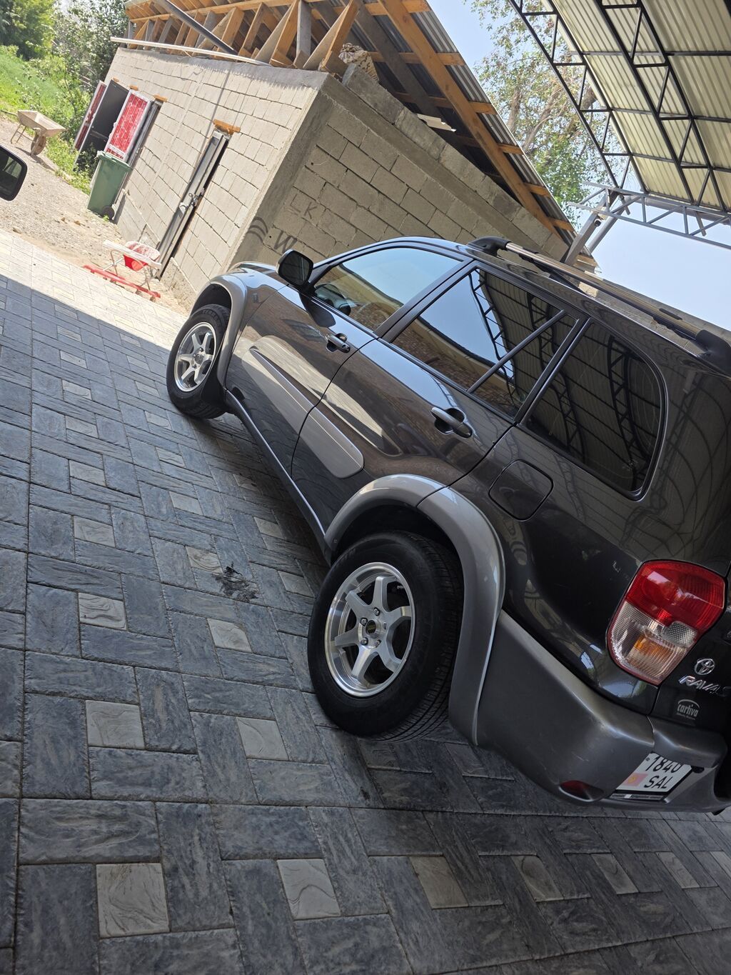 Toyota RAV4: 2003 г., 2.4 л, Автомат, Бензин, Внедорожник: фото 4
