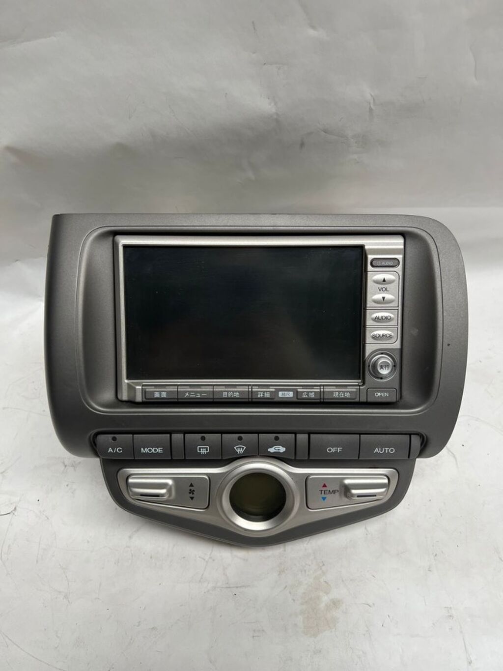 Продаю штатную магнитолу на хонда фит: 3300 KGS Магнитолы | Ош ...