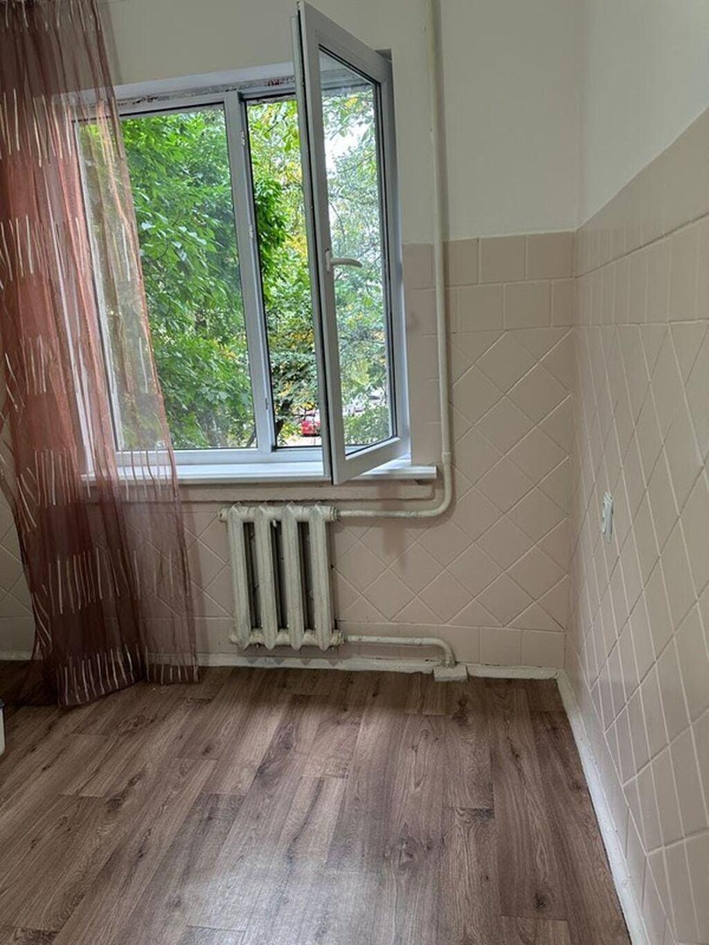 3 комнаты, 58 м², 10 мкр 104 серия, 2 этаж, Свежий ремонт: фото 3