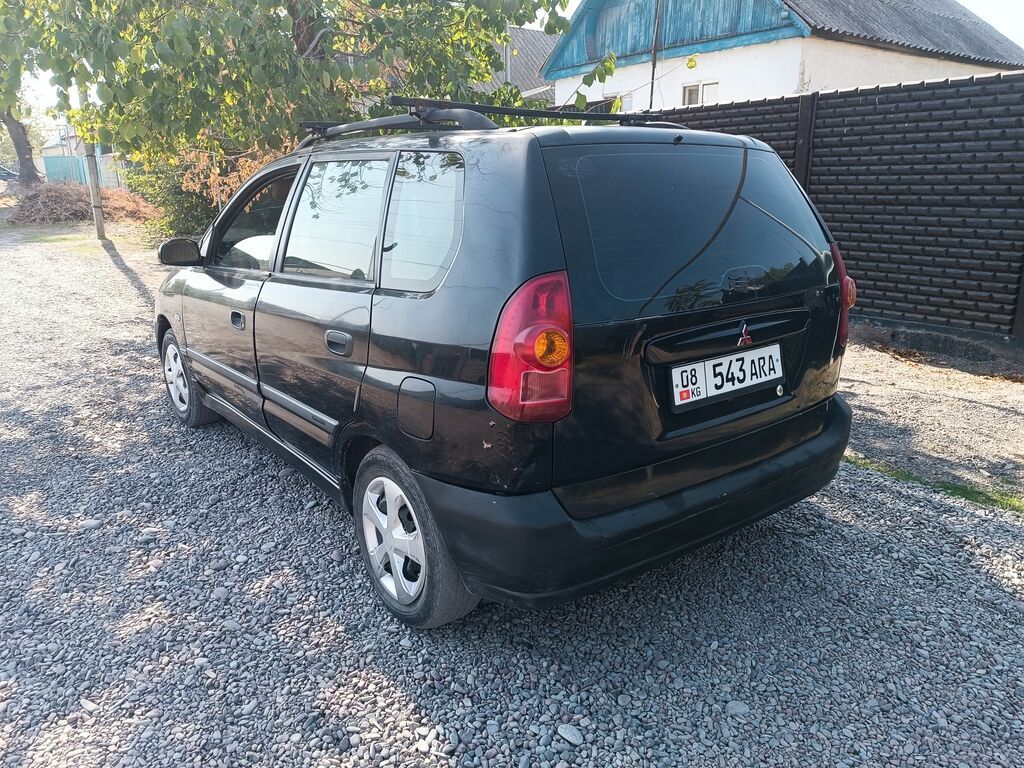 Mitsubishi Space Star: 2002 г., 1.6 л, Механика, Бензин, Хэтчбэк: фото 3