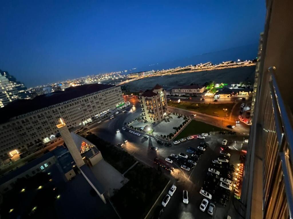 Premium dizaynlı mənzil – dəniz mənzərəli - Plan: geniş qonaq otağı