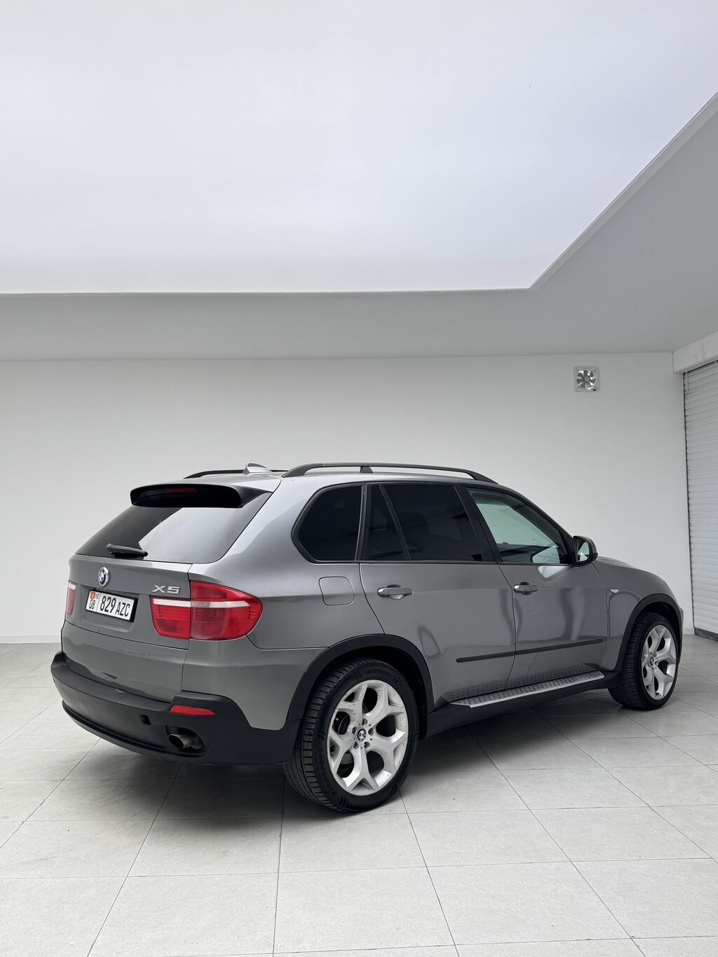 BMW X5: 2007 г., 3 л, Автомат, Газ, Кроссовер: фото 4