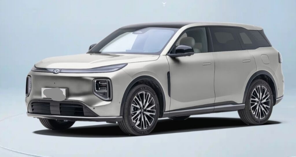Changan : 2026 г., Робот, Электромобиль, Кроссовер: фото 1