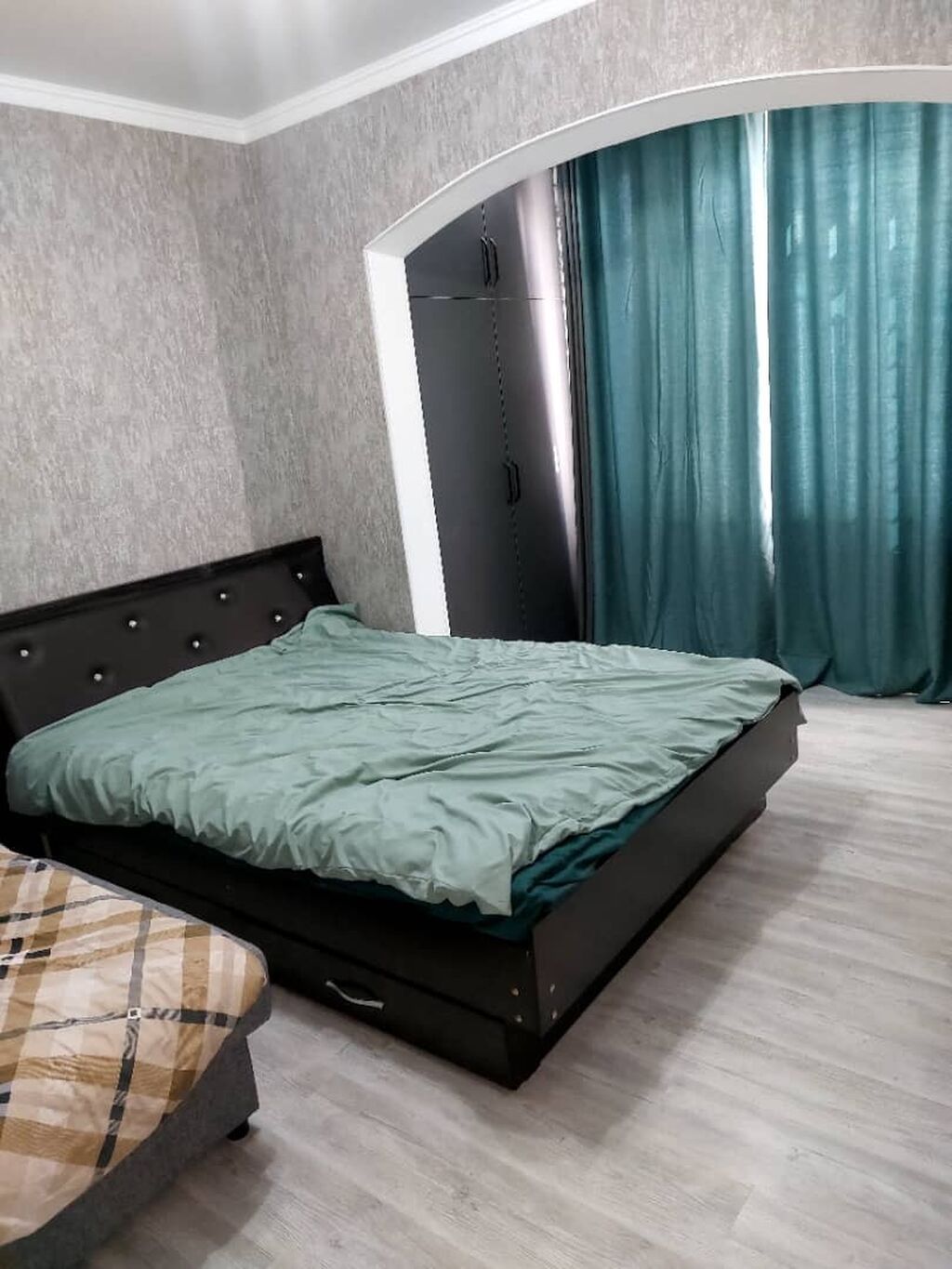 2 комнаты, 70 м², Ак-Кеме (старый аэропорт) Элитка, 1 этаж: фото 2