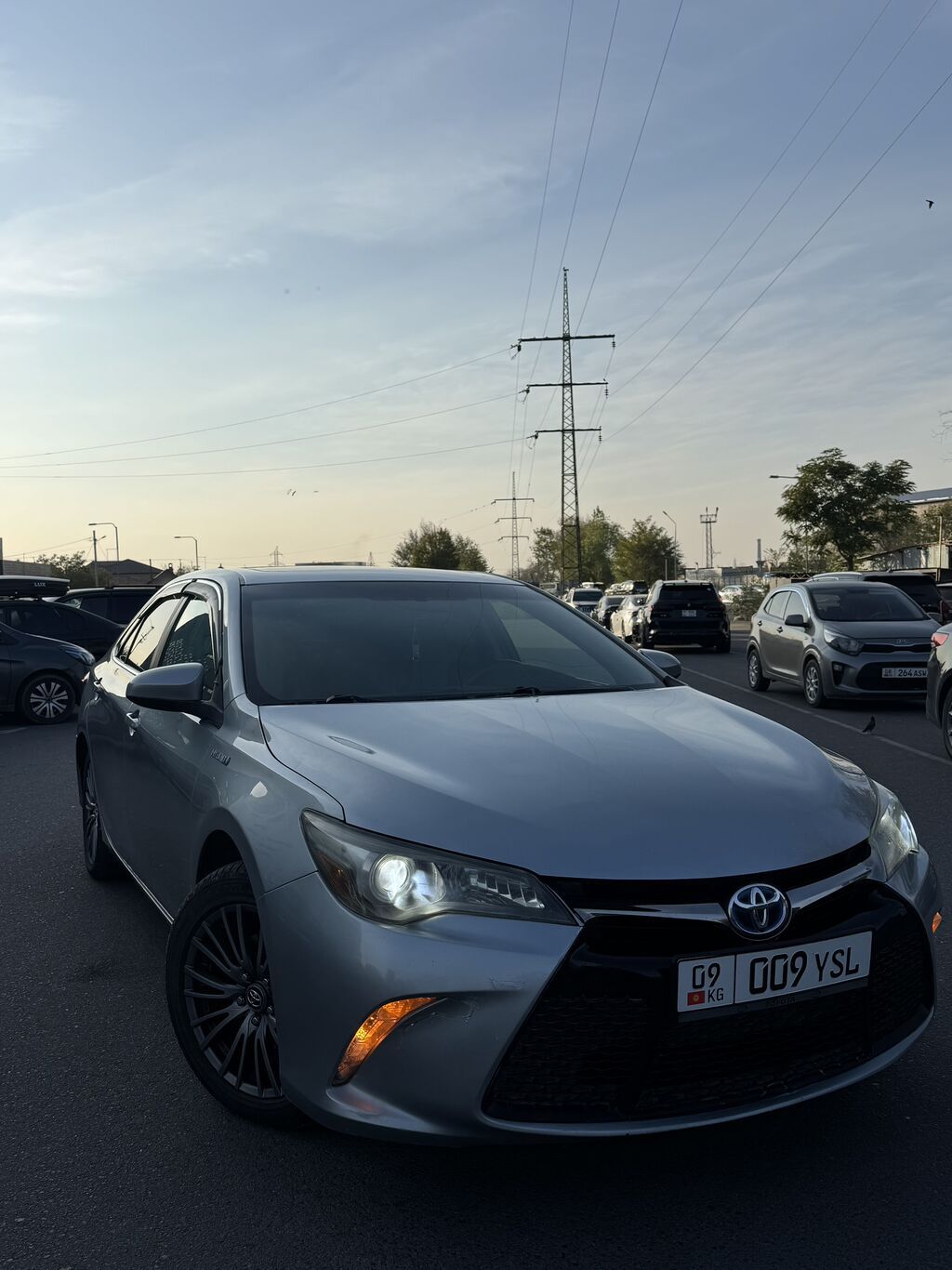 Toyota Camry: 2015 г., Автомат, Бензин, Седан: фото 1