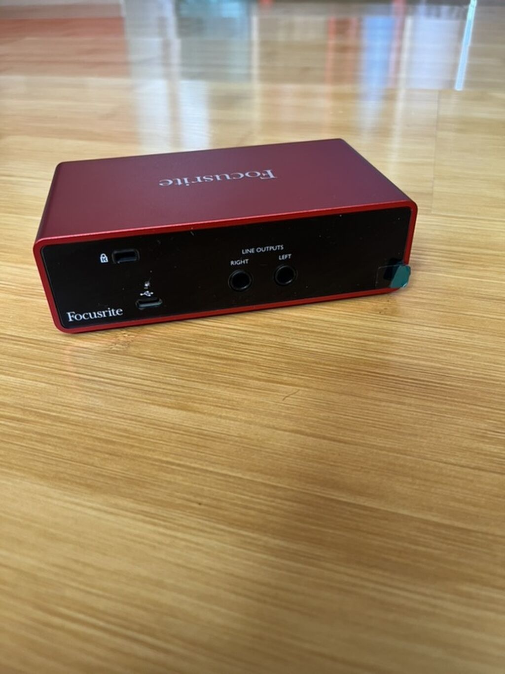 Звуковая карта Focusrite Scarlett Solo 3rd Gen КОРОБКИ НЕТ (Только: фото 2