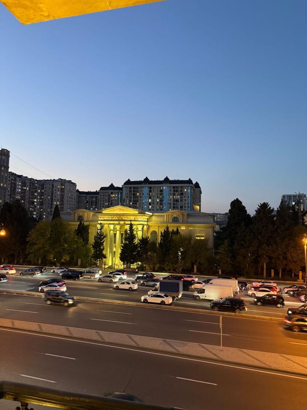 Bakı, 3 otaqlı, Köhnə tikili, 77 kv. m