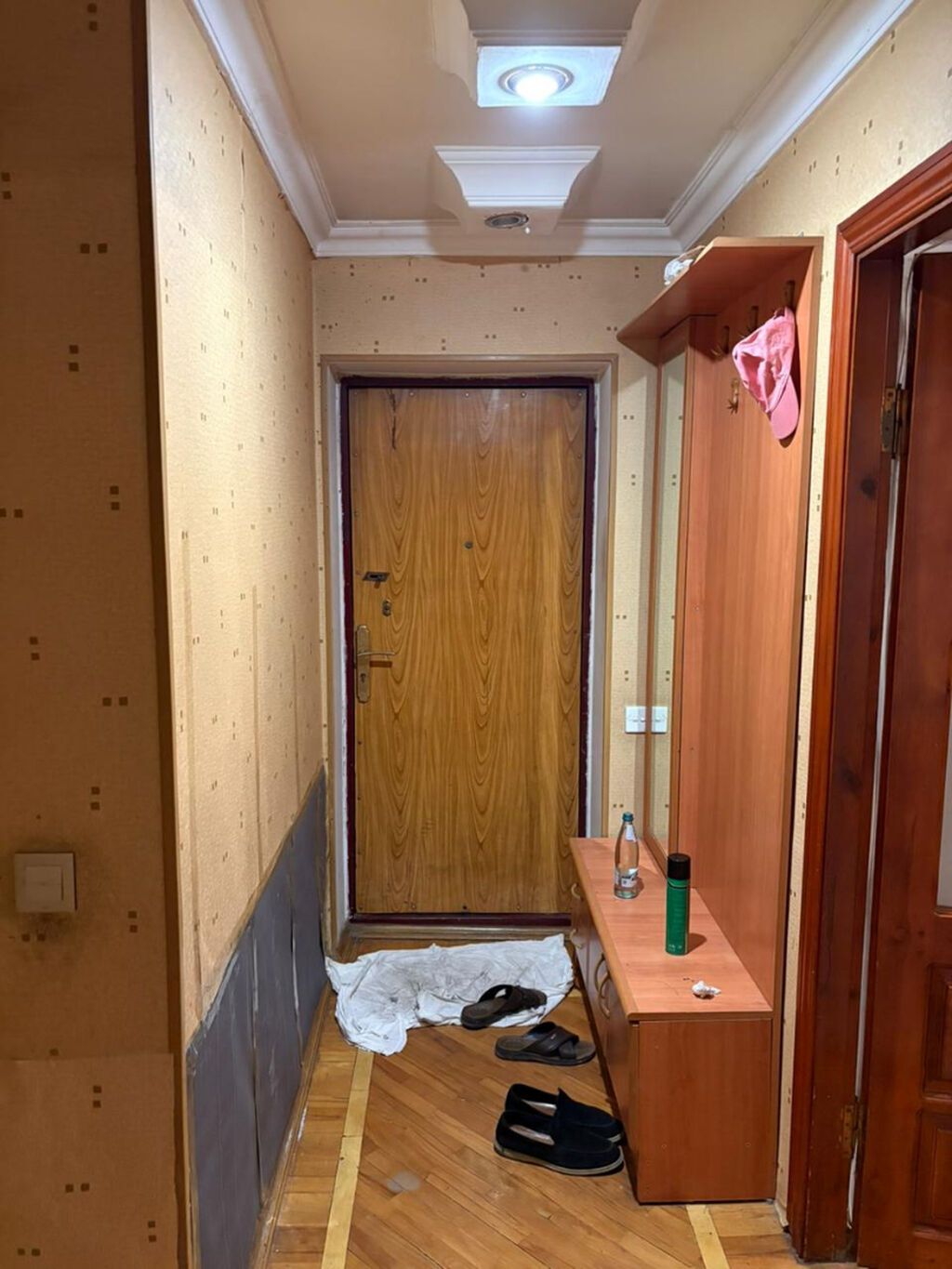 Bakı, 3 otaqlı, Köhnə tikili, 93 kv. m