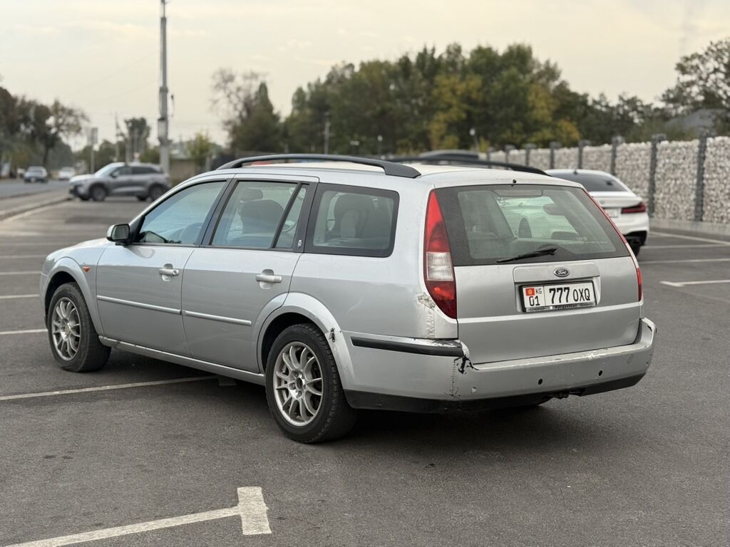 Ford Mondeo: 2001 г., 2 л, Автомат, Бензин, Универсал: фото 2
