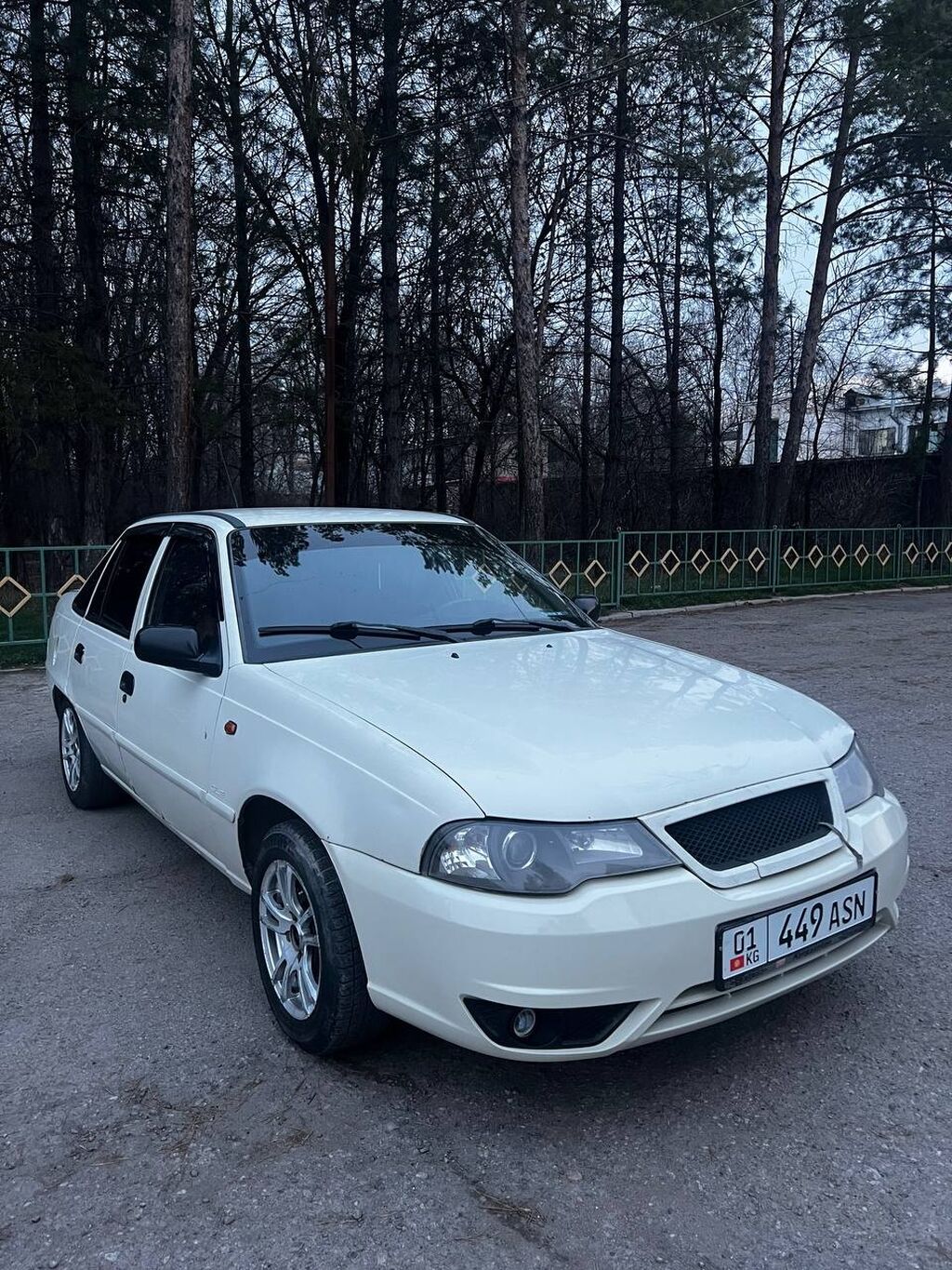 Daewoo Nexia: 2010 г., 1.5 л, Механика, Бензин, Седан: фото 1