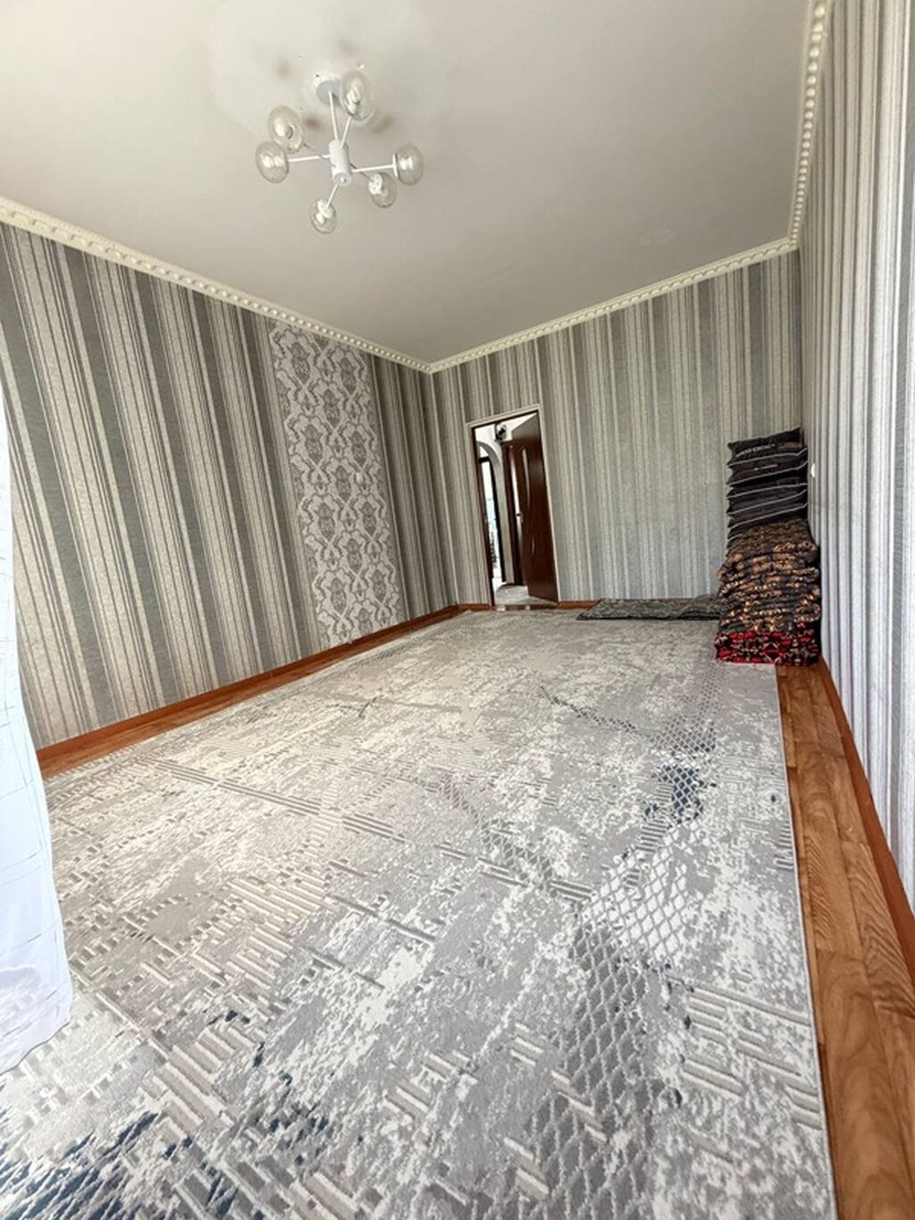 2 комнаты, 52 м², 105 серия, 4 этаж, Косметический ремонт: фото 3
