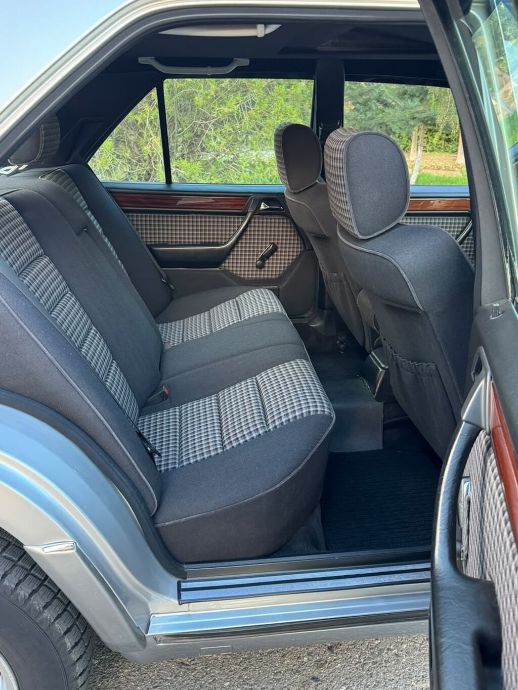 Mercedes-Benz W124: 1994 г., 2.2 л, Автомат, Бензин, Седан: фото 8