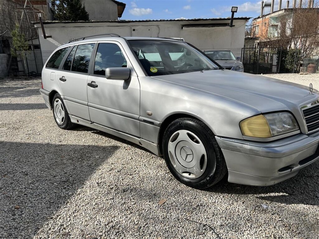Mercedes-Benz: Mercedes-Benz 220: 2.2 l. | 2001 έ. | Πολυμορφικό — 1