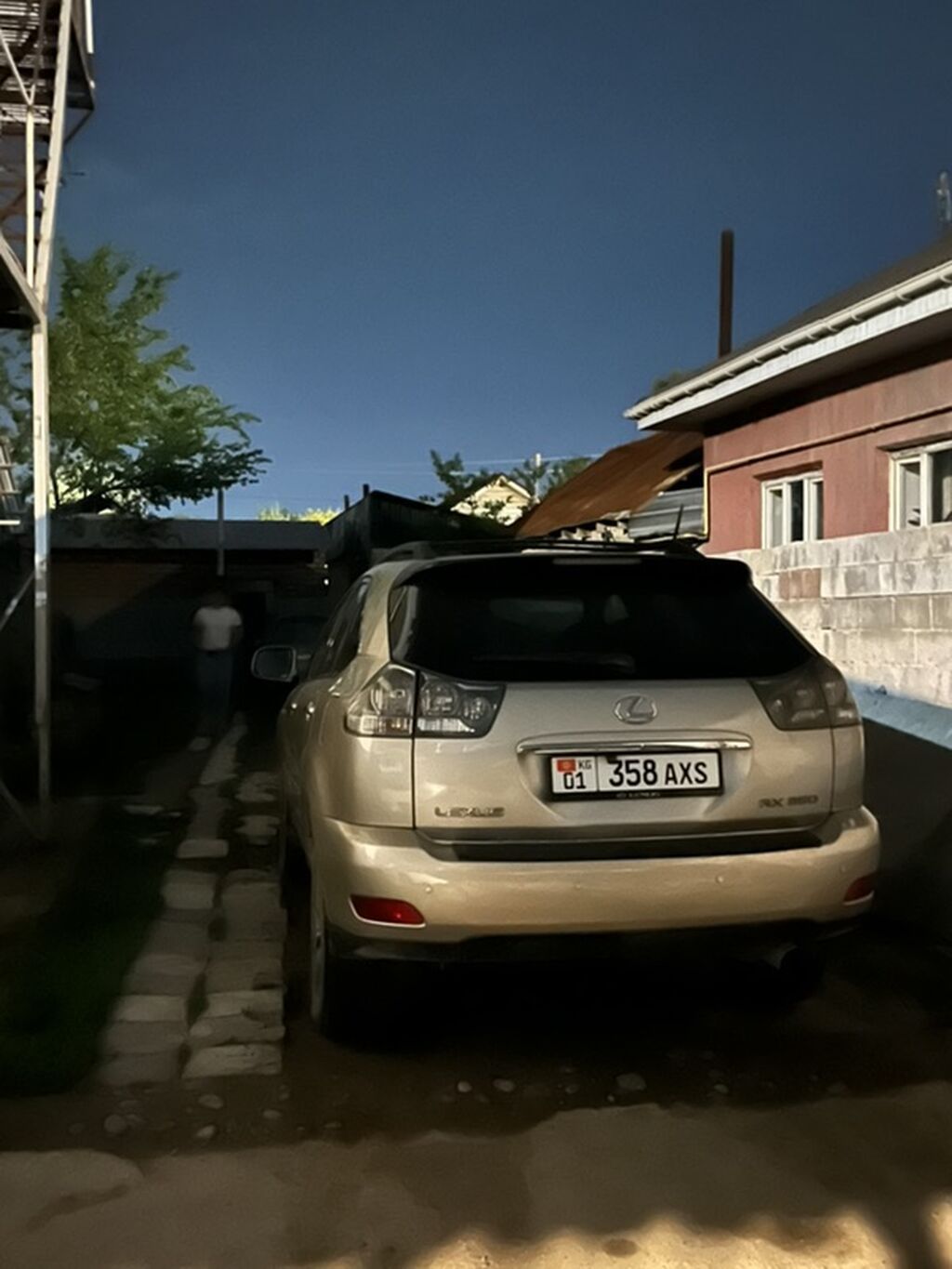 Lexus RX: 2004 г., 3 л, Автомат, Бензин, Кроссовер: фото 3