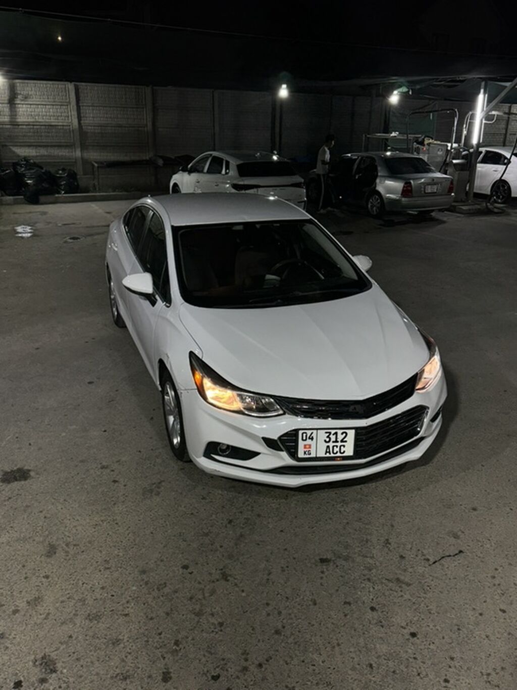Chevrolet Cruze: 2018 г., 1.4 л, Автомат, Бензин, Седан: фото 3