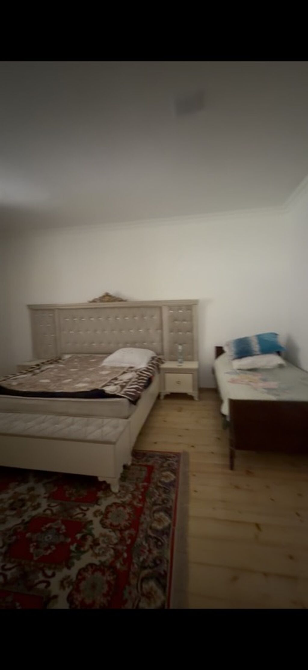 8 sot mehle 2 mertebe qaz işiq su herşey icinde 1 kuxna aşagida 2