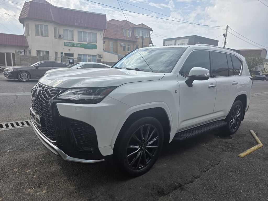Lexus LX: 2022 г., 3.5 л, Автомат, Бензин, Внедорожник: фото 5