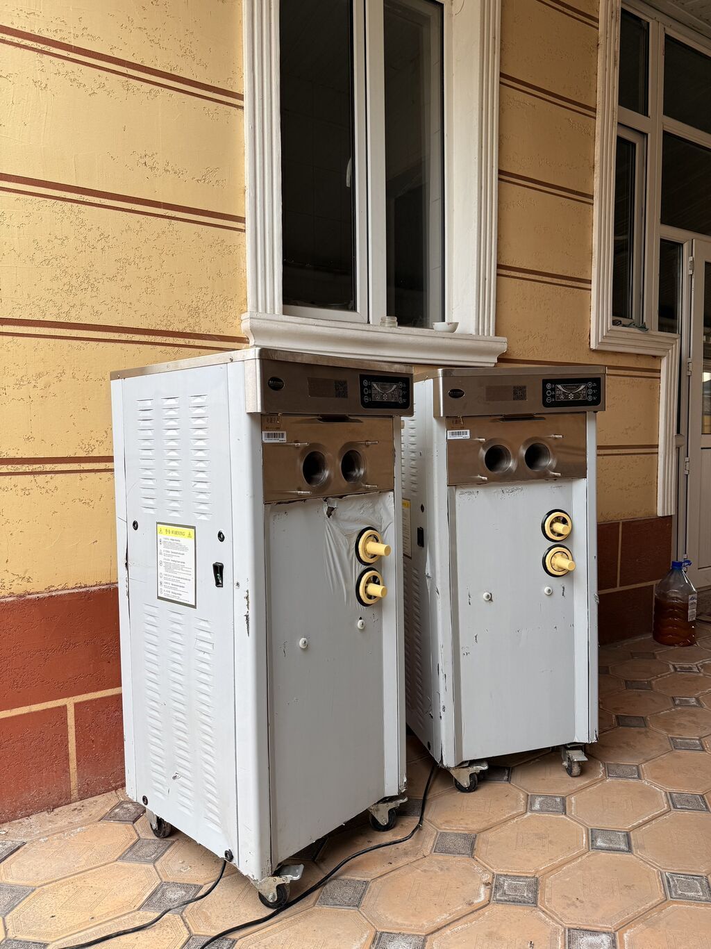 Чень срочно Аппарат для мягкого мороженого Donper CKX200PRO-A19: фото 8