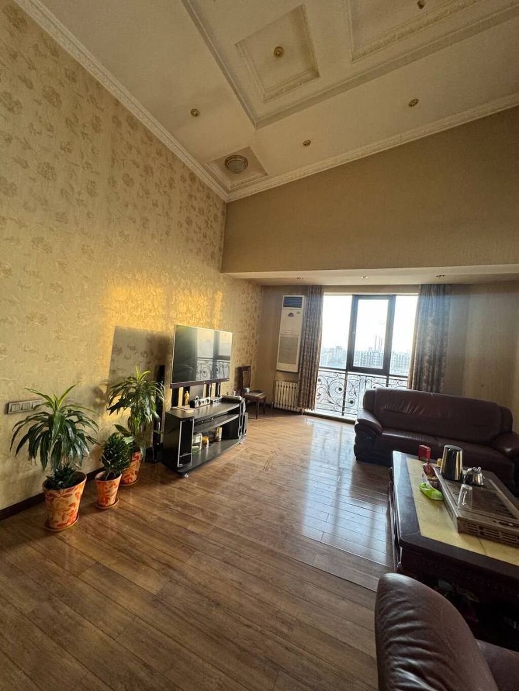 5 комнат, 188 м², Дордой Плаза ТРЦ Элитка, 14 этаж, Косметический ремонт: фото 2