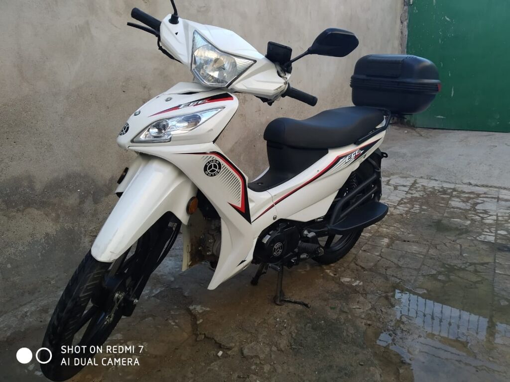 Moped satilir