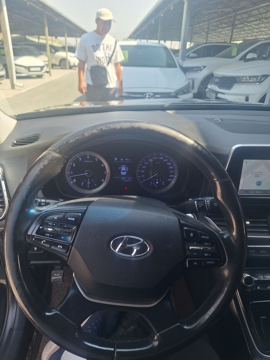 Hyundai Grandeur: 2019 г., Автомат, Седан: фото 2