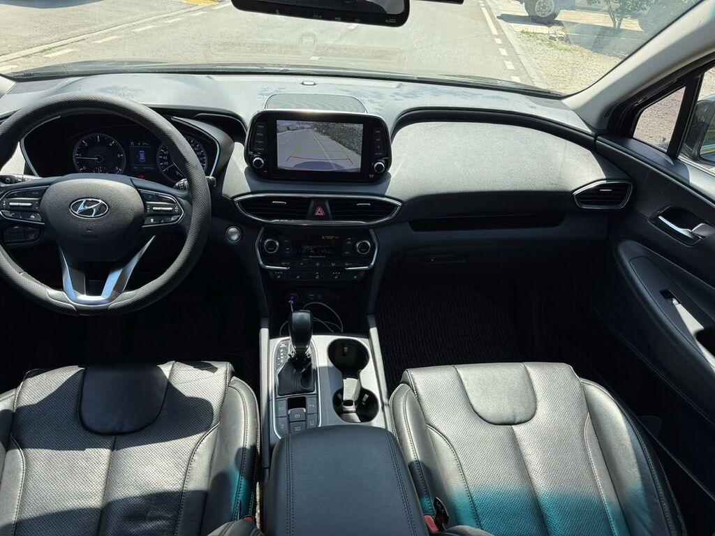 Hyundai Santa Fe: 2019 г., 2.2 л, Автомат, Дизель, Кроссовер: фото 4