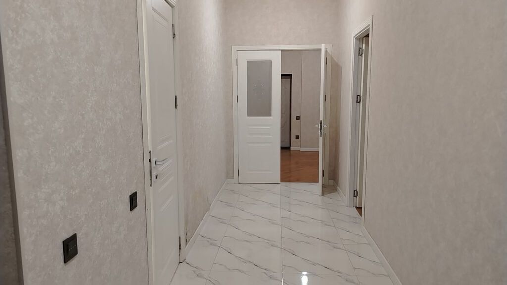 3 otaqlı, Yeni tikili, 165 kv. m