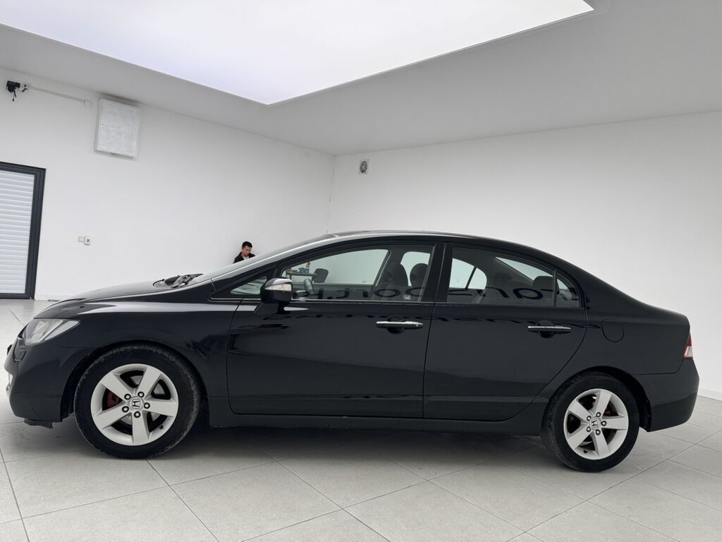 Honda Civic: 2008 г., 1.8 л, Автомат, Бензин, Седан: фото 3