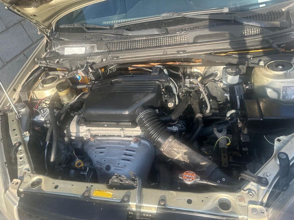 Toyota RAV4: 2003 г., 2 л, Механика, Бензин, Внедорожник: фото 4