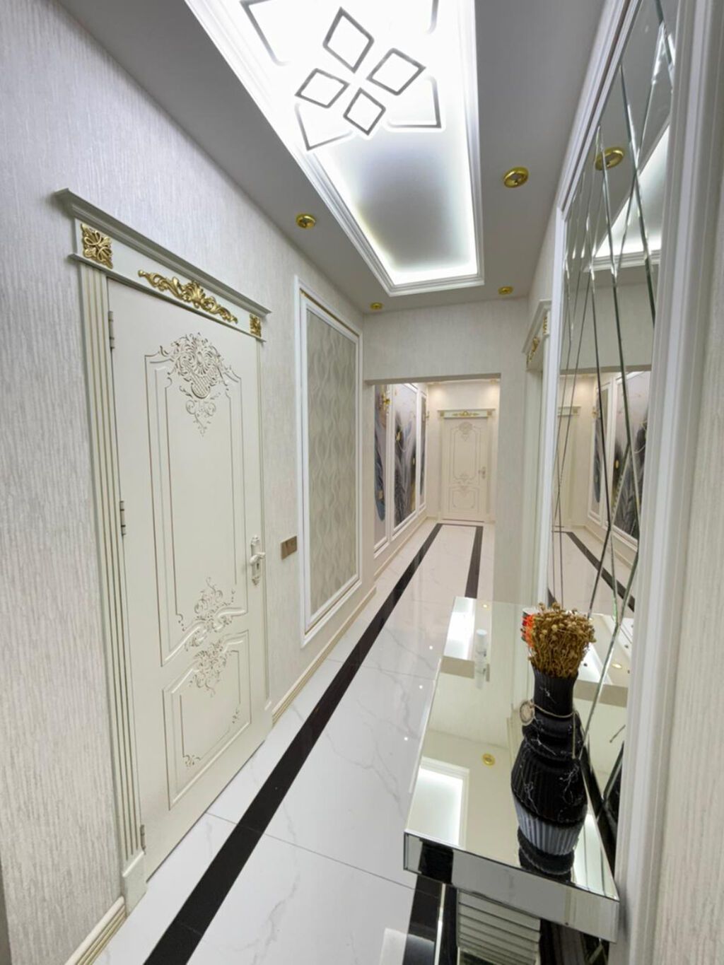 Yasamal, 3 otaqlı, Yeni tikili, m. İnşaatçılar, 116 kv. m