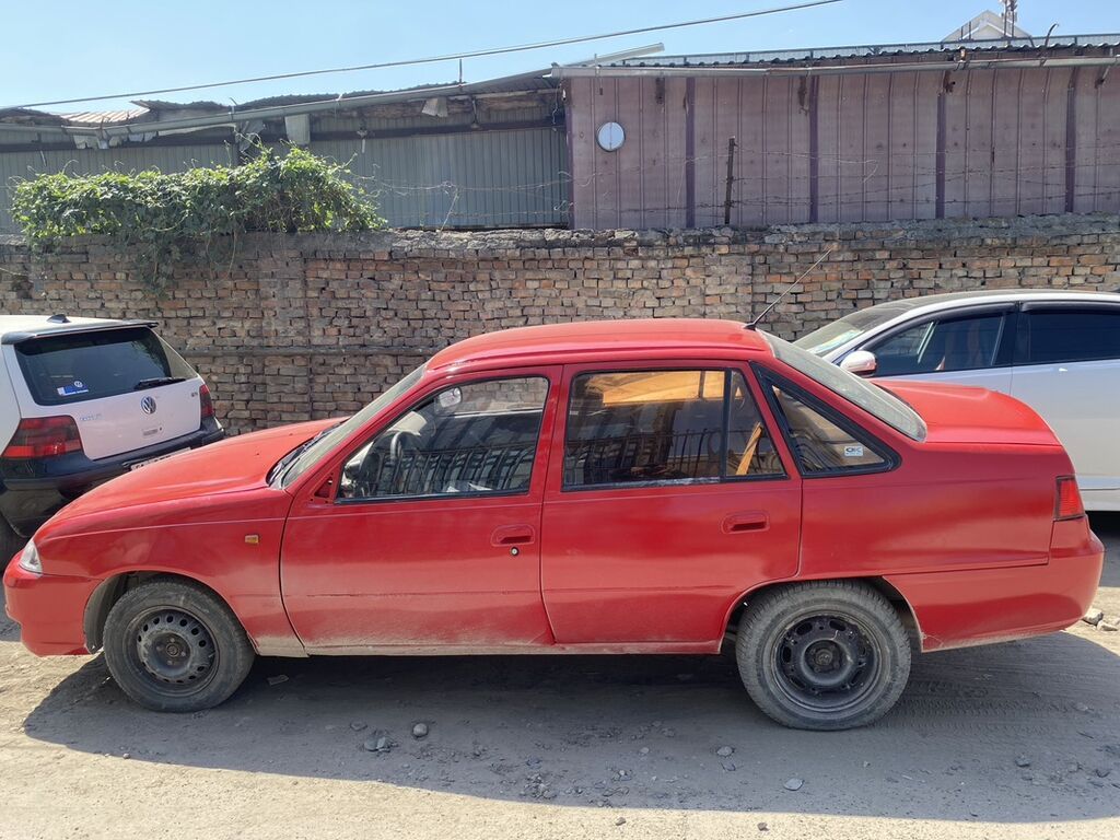 Daewoo Nexia: 2007 г., 1.5 л, Механика, Седан: фото 2