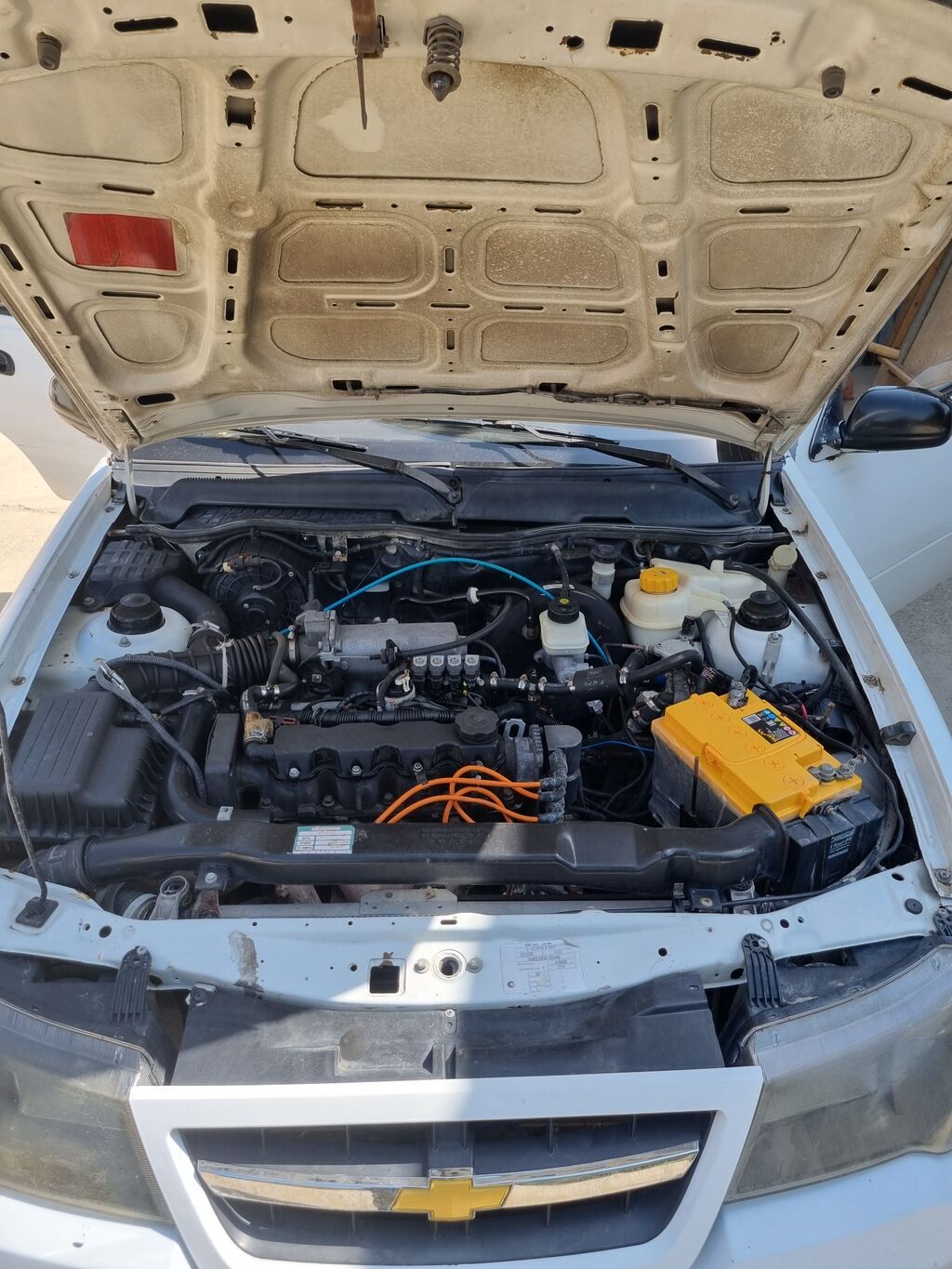 Daewoo Nexia: 2013 г., 1.5 л, Механика, Бензин, Седан: фото 1