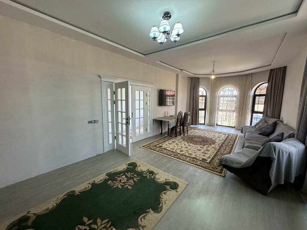 Bakıda 3 otaqlı həyət evi kirayə verilir, 200 m², 400 AZN/ay, şəkil 5 / 11