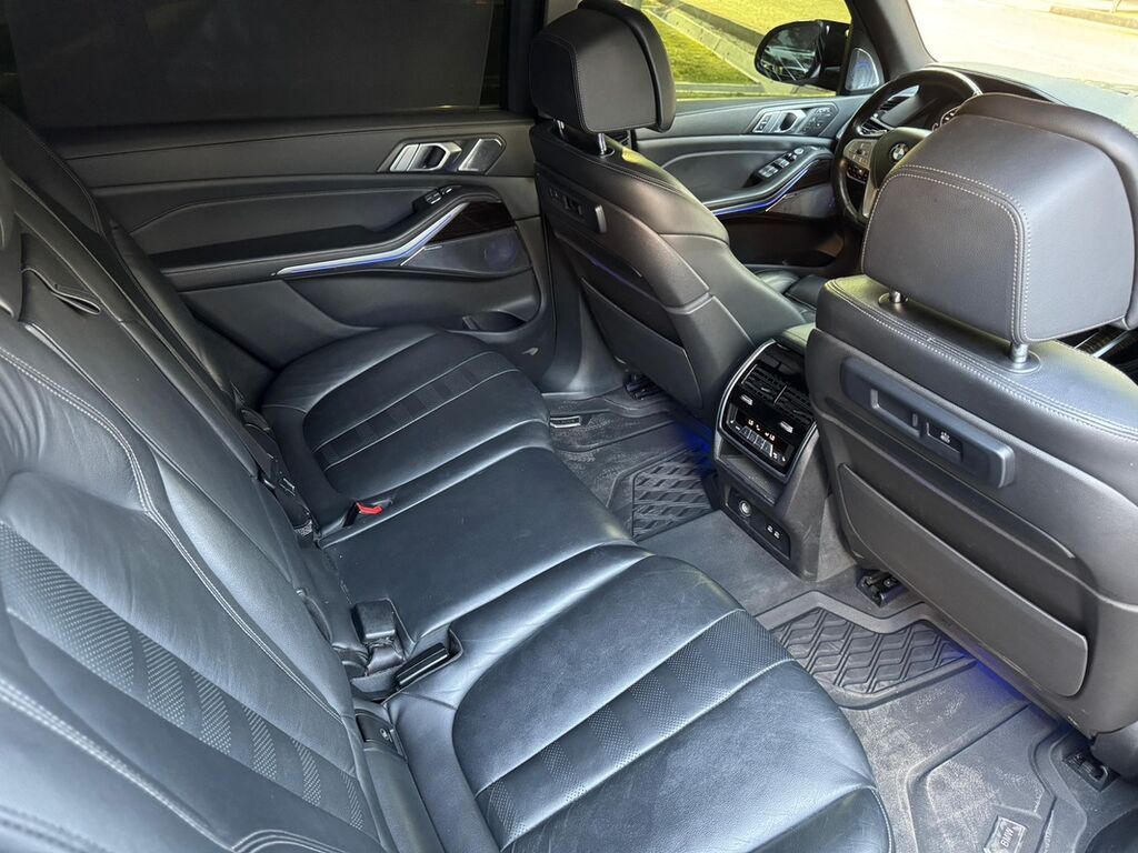 BMW X7: 2020 г., 3 л, Автомат, Бензин, Внедорожник: фото 8