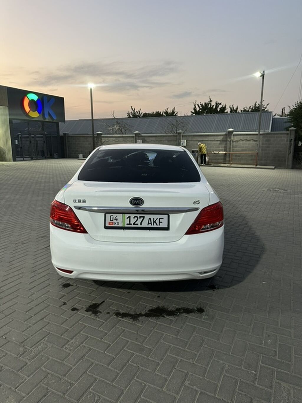 BYD E5: 2019 г., Электромобиль, Седан: фото 2