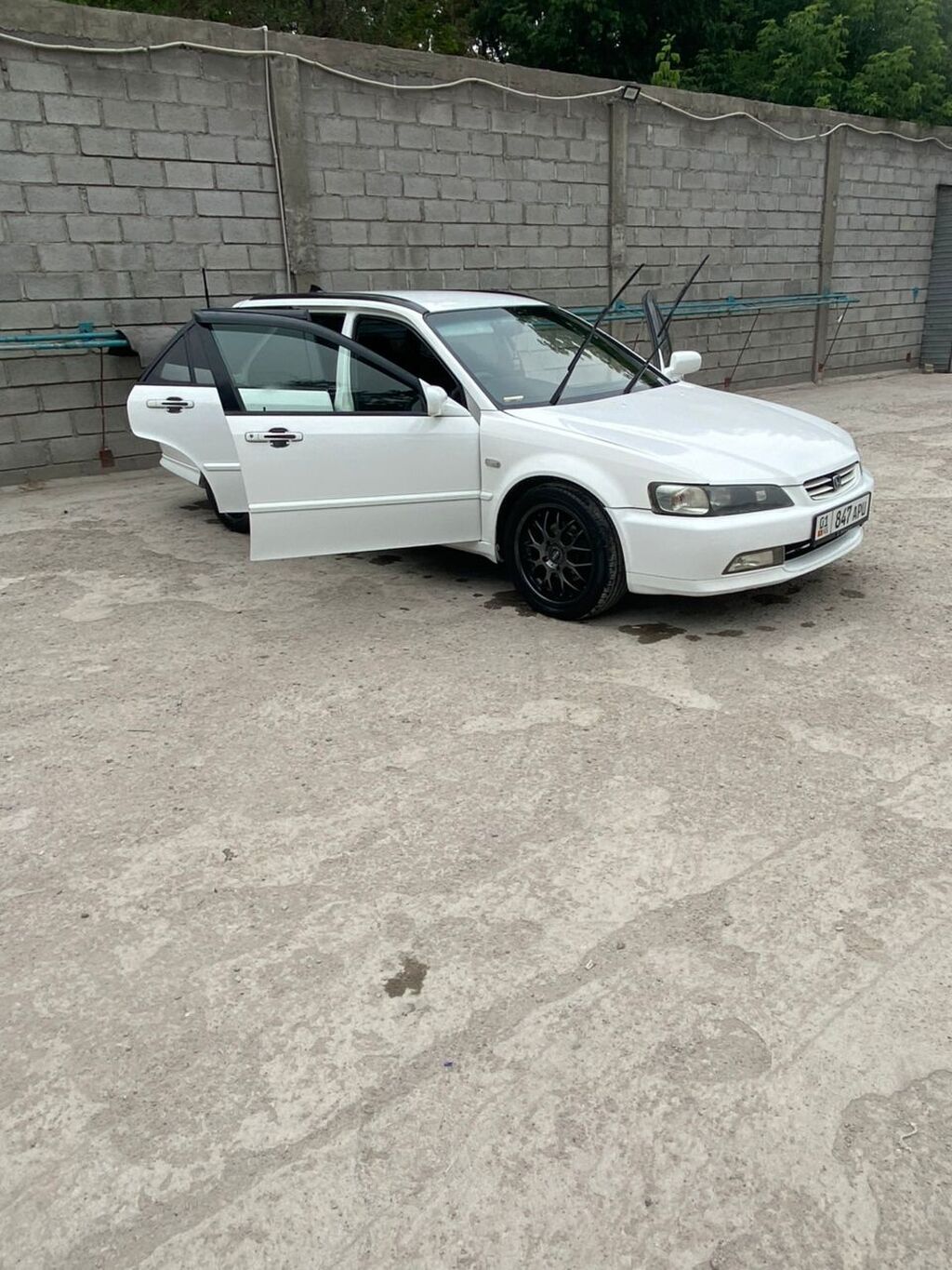 Honda Accord: 2000 г., 2.3 л, Автомат, Бензин, Универсал: фото 8