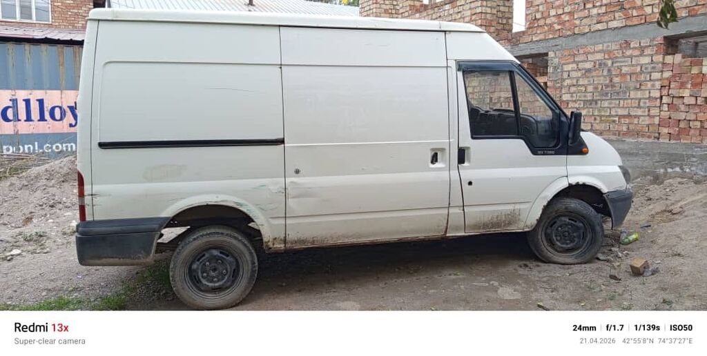 Ford Transit: 2001 г., 2.4 л, Механика, Дизель, Фургон: фото 2