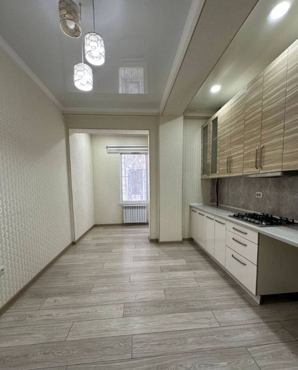 2 комнаты, 77 м², Золотой квадрат Элитка, 7 этаж, Дизайнерский ремонт: фото 2