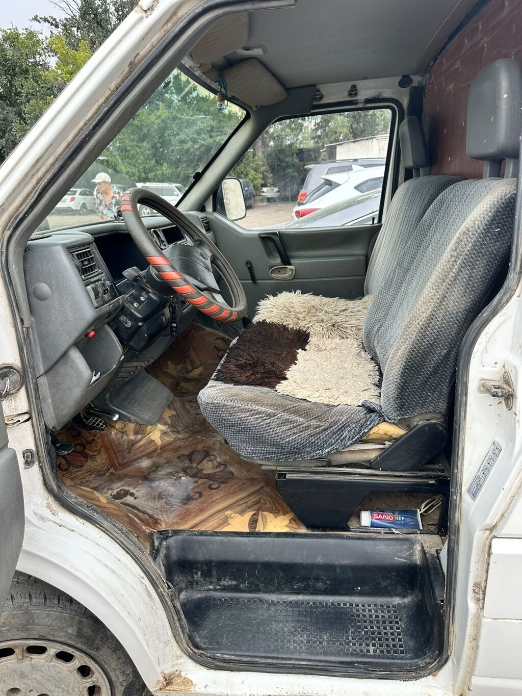 Volkswagen Transporter: 1991 г., Фургон: фото 5