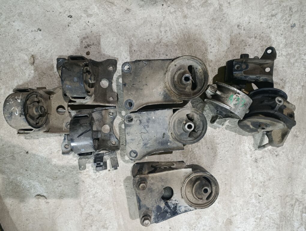 Nissan Cefiro Maxima A32 A33 Ниссан Цефиро Максима А32 А33 подушки