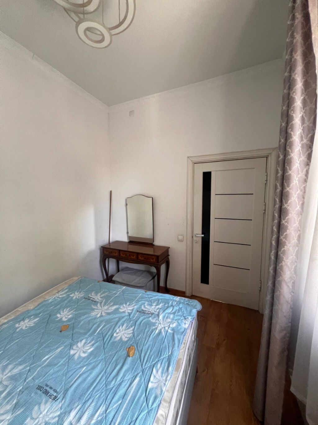 2 комнаты, 45 м², Золотой квадрат Сталинка, 2 этаж, Косметический ремонт: фото 4