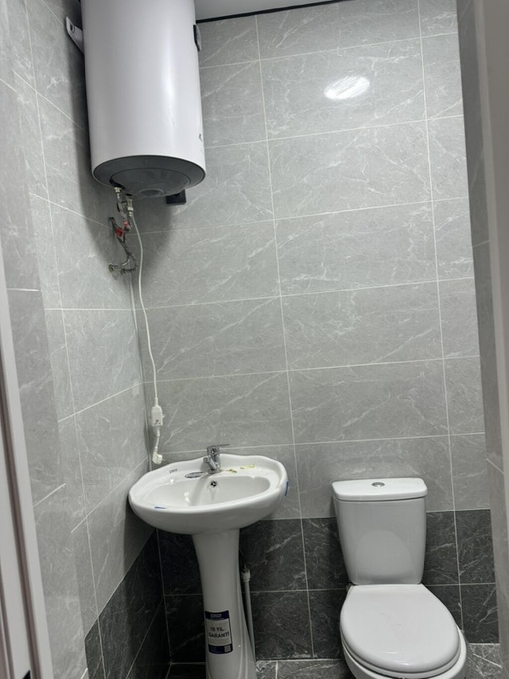 Сдается апартамент с отдельной кухонной зоной и санузлом. Планировка: фото 4