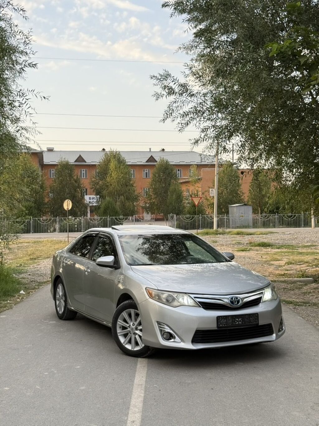 Toyota Camry: 2014 г., 2.5 л, Автомат, Бензин, Седан: фото 2