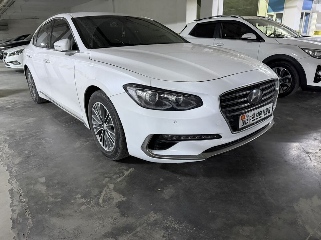 Hyundai Grandeur: 2018 г., 2.4 л, Автомат, Гибрид, Фастбек: фото 2