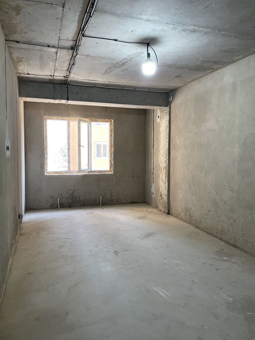 1 комната, 43 м², парк Фучика Элитка, 2 этаж, ПСО (под самоотделку): фото 3